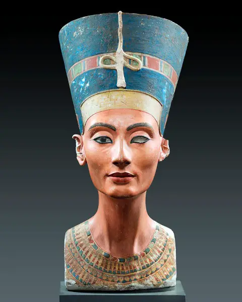 Busto de Nefertiti, la escultura egipcia mas famosa